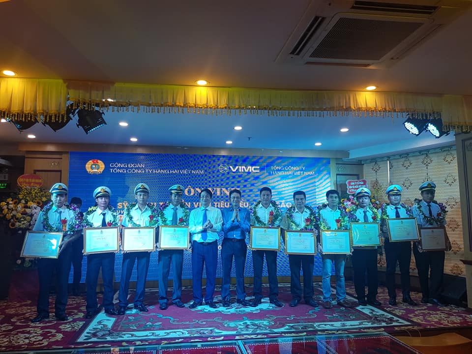 tong-cong-ty-hang-hai-viet-nam-ton-vinh-60-si-quan-thuyen-vien-tieu-bieu
