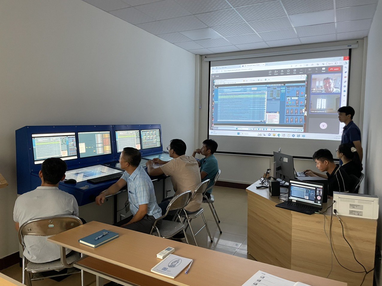 ari-engine-room-simulator-he-thong-mo-phong-buong-may-hien-dai-nhat-viet-nam-tai-cong-ty-co-phan-van-tai-bien-viet-nam-vosco