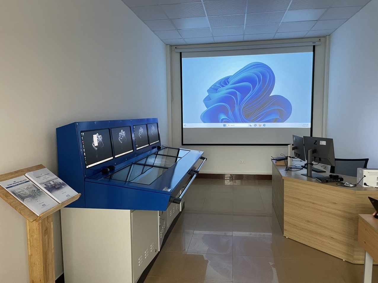 ari-engine-room-simulator-he-thong-mo-phong-buong-may-hien-dai-nhat-viet-nam-tai-cong-ty-co-phan-van-tai-bien-viet-nam-vosco